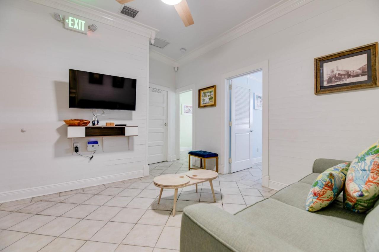 | Harborwalk Hideaways