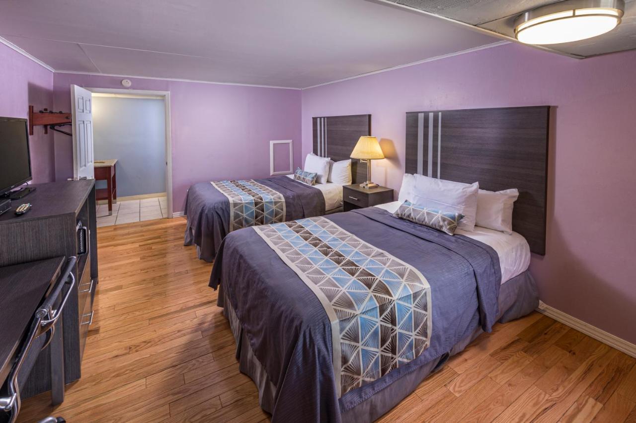 Double Room - Disability Access at Sunrise Inn Hershey