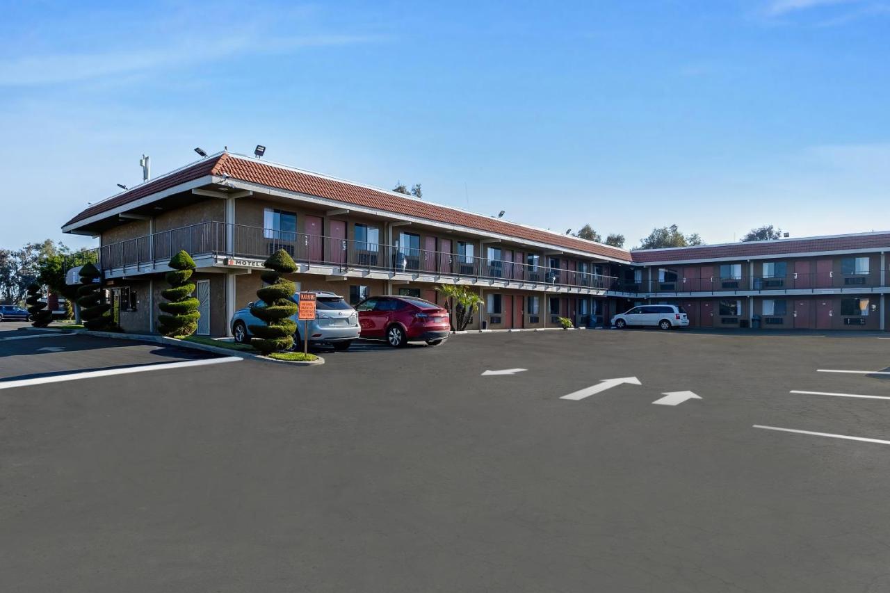 | Knights Inn Madera
