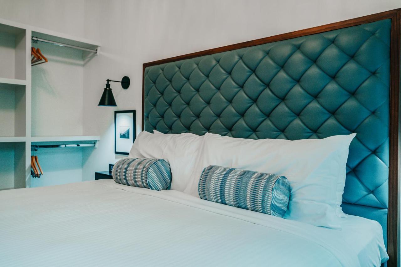 Three-Bedroom Suite at Colton House Hotel
