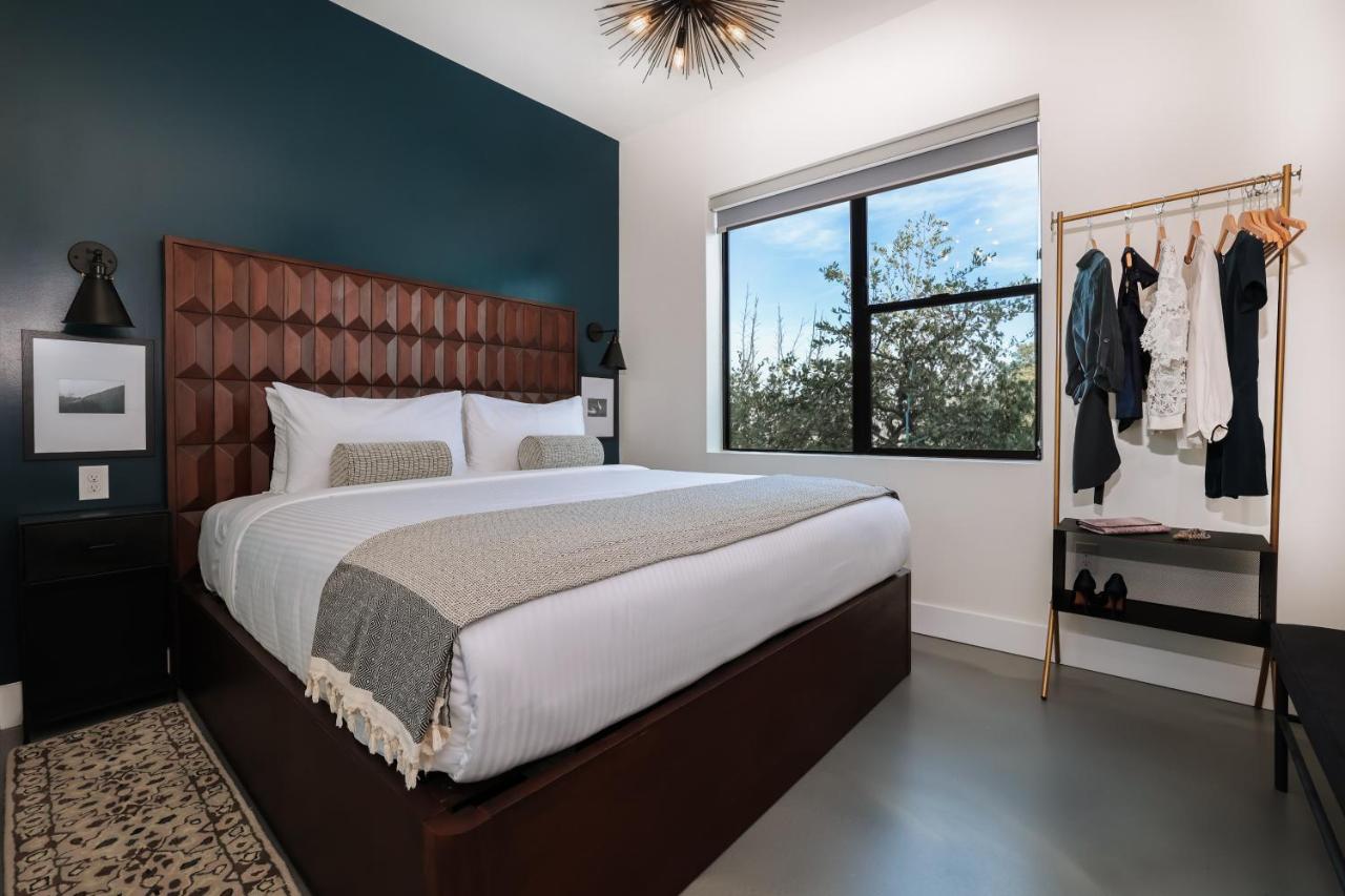 Three-Bedroom Suite at Colton House Hotel