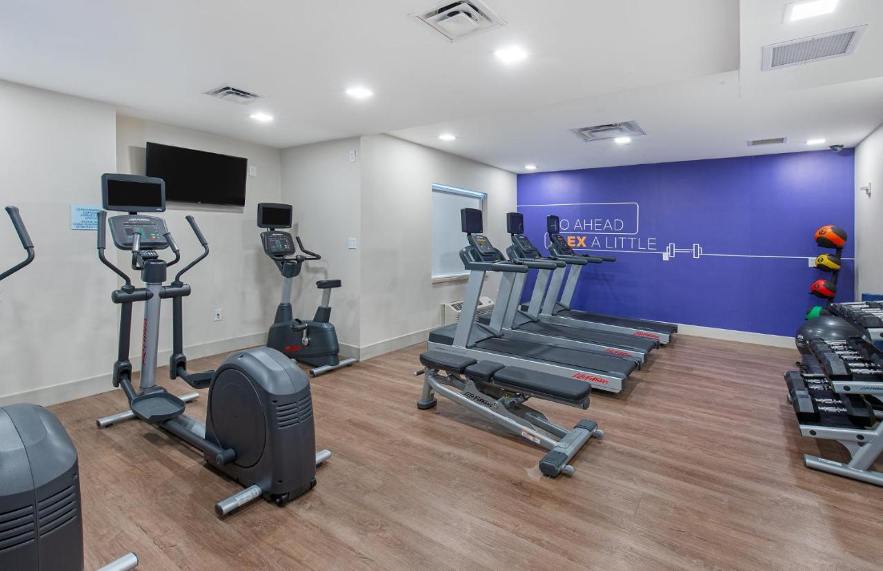  | Holiday Inn Express Hotel & Suites Birmingham - Inverness 280, an IHG Hotel