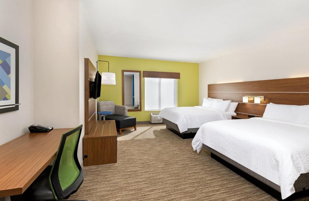  | Holiday Inn Express Hotel & Suites Birmingham - Inverness 280, an IHG Hotel