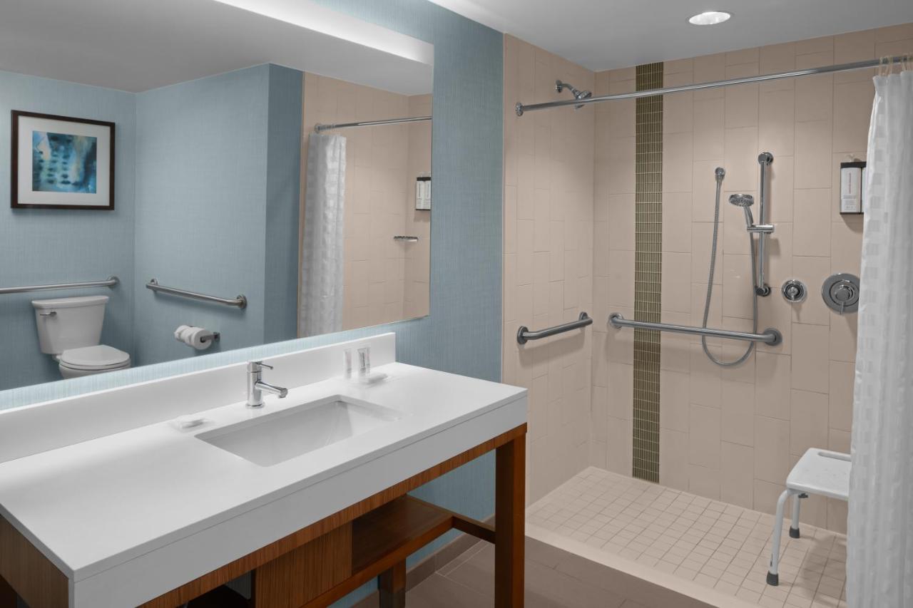 Queen Room with Two Queen Beds - Disability Access at Hyatt Place Boca Raton/Downtown