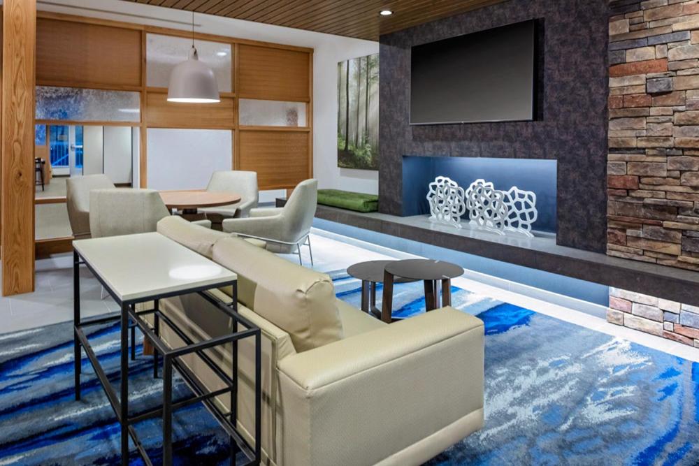 | Fairfield Inn & Suites by Marriott Memphis Collierville