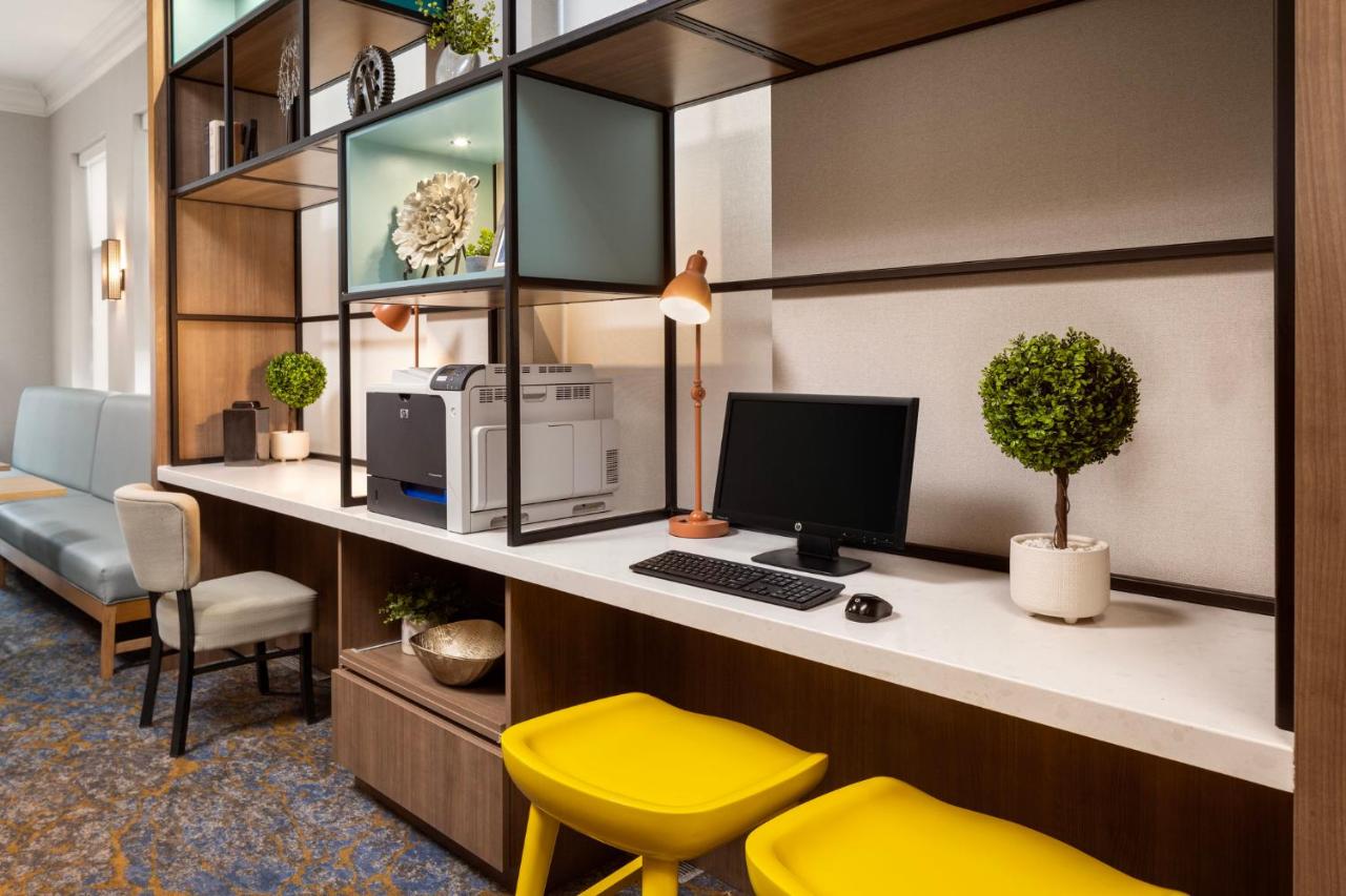  | Holiday Inn Hotel & Suites Maple Grove Nw Mpls-Arbor Lks, an IHG Hotel