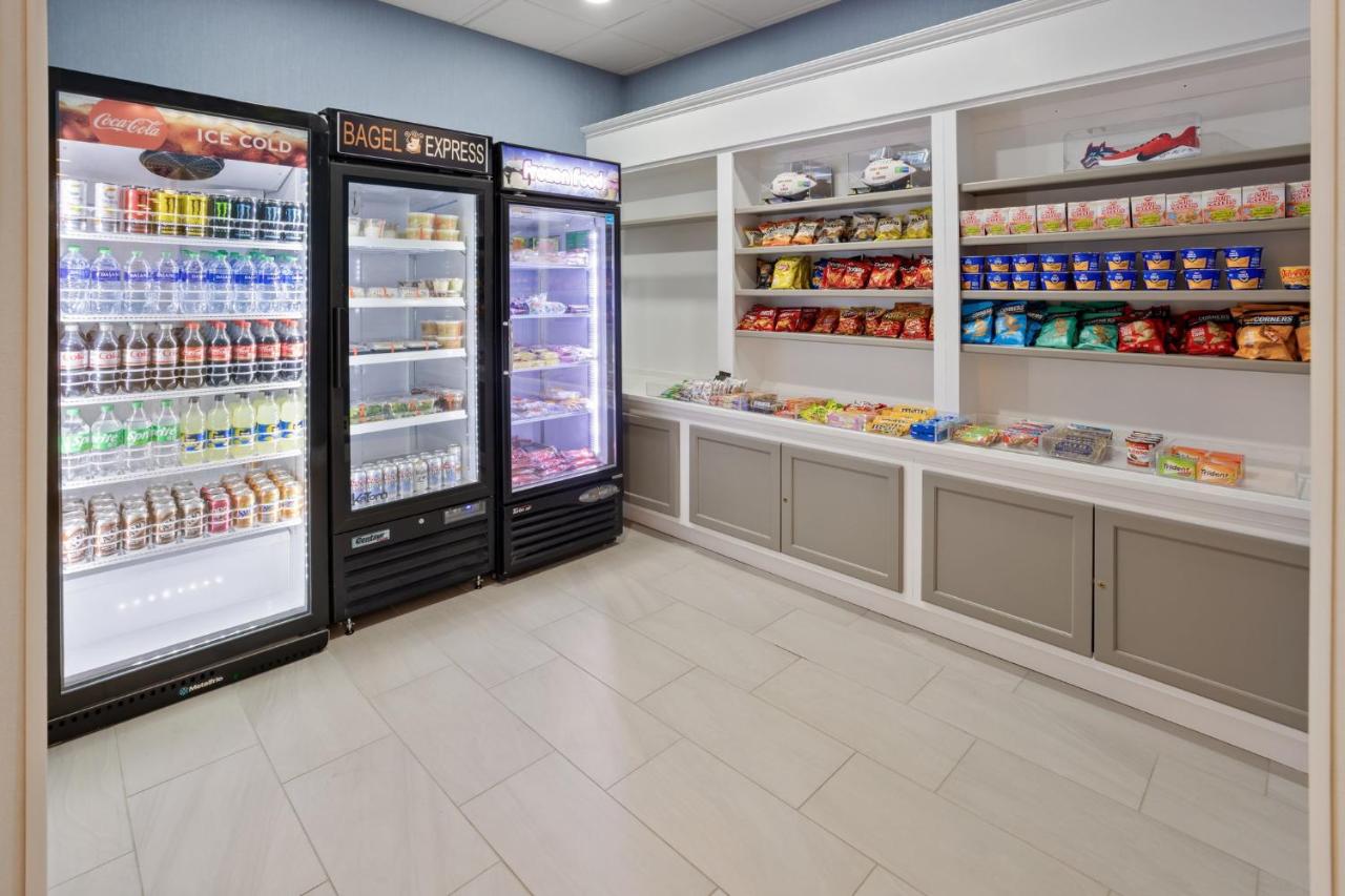 | Holiday Inn Express Stony Brook, an IHG Hotel