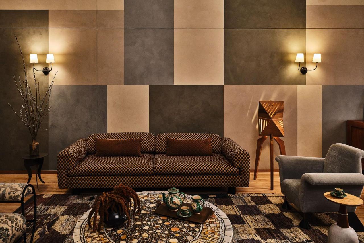 Downtown Los Angeles Proper Hotel, a Member of Design Hotels
