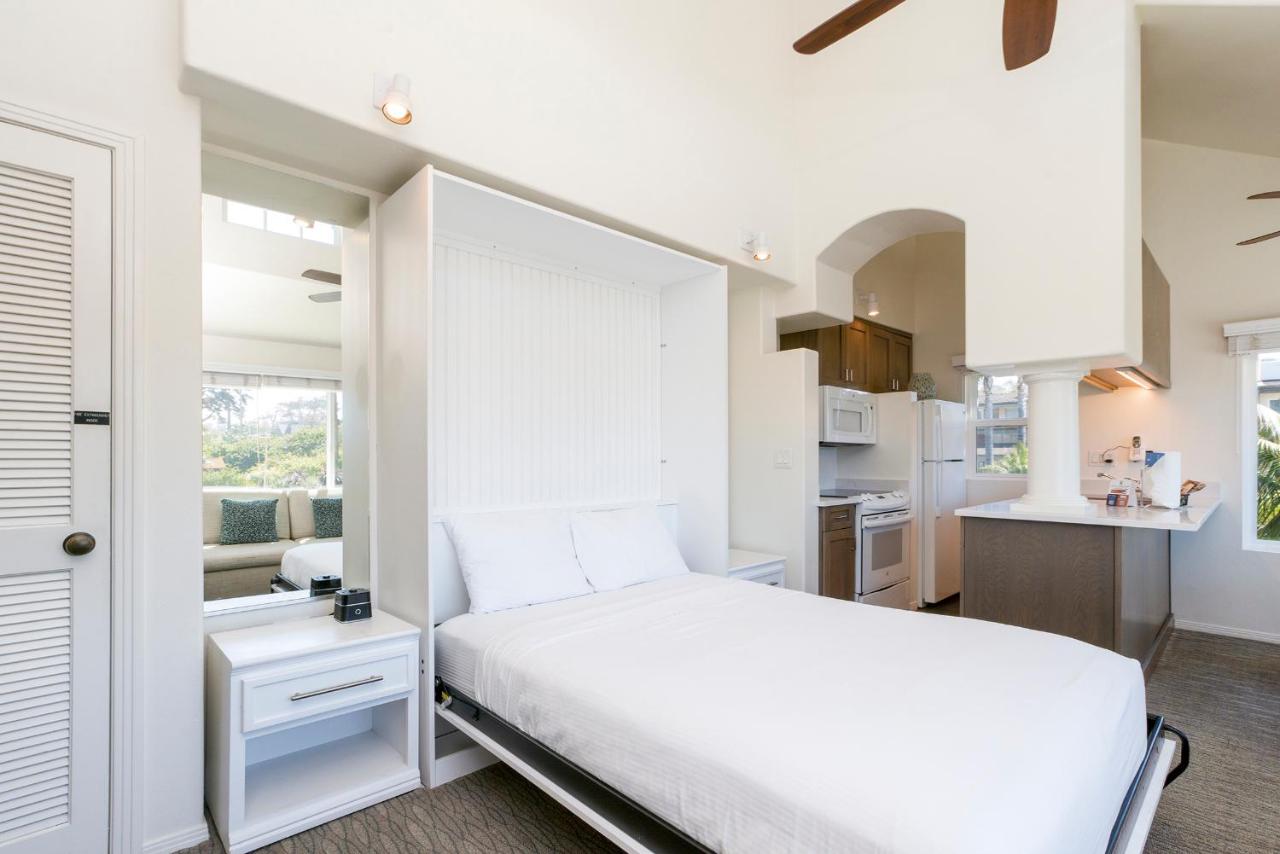 | Wave Crest Resort