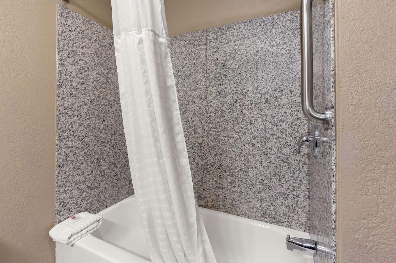 King Room - Non-Smoking at Comfort Inn & Suites Springfield I-55