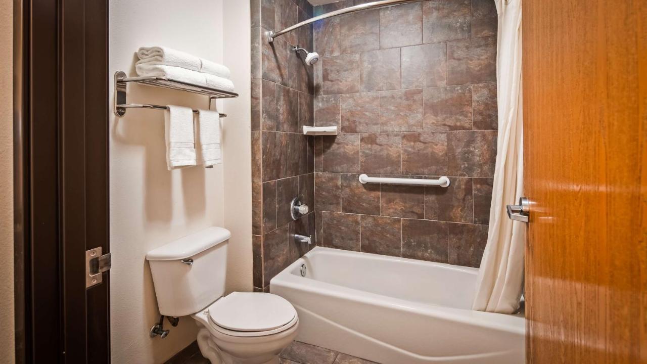 | SureStay Hotel by Best Western Falfurrias