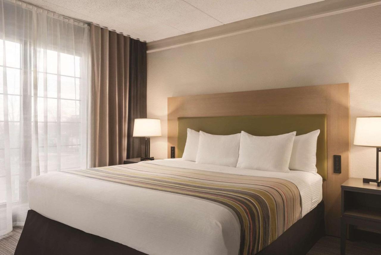  | Country Inn & Suites by Radisson, Chicago-Hoffman