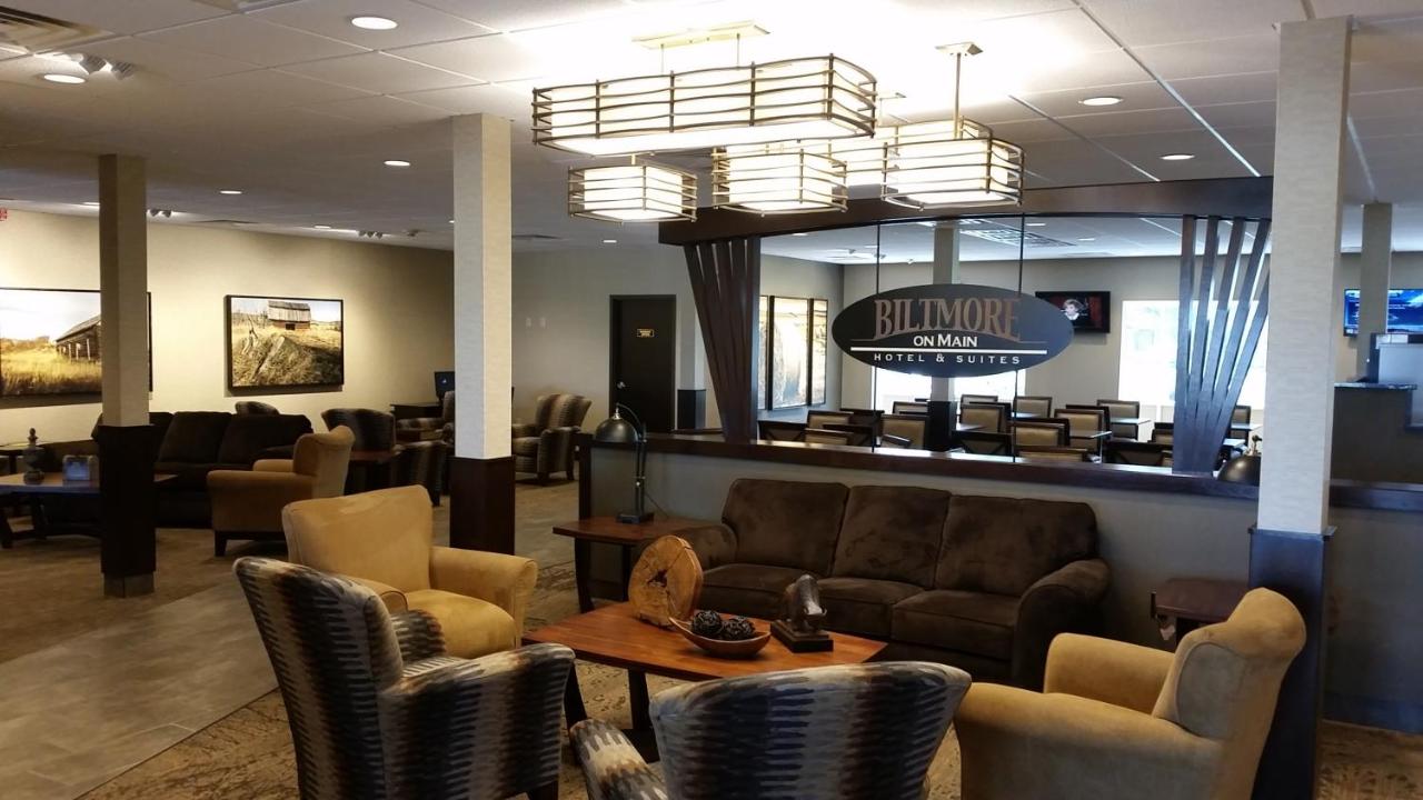 | The Biltmore Hotel & Suites Main Avenue