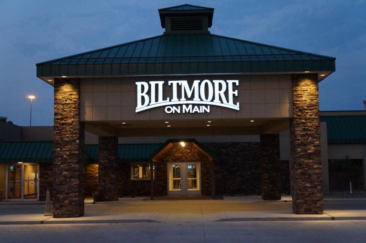 | The Biltmore Hotel & Suites Main Avenue