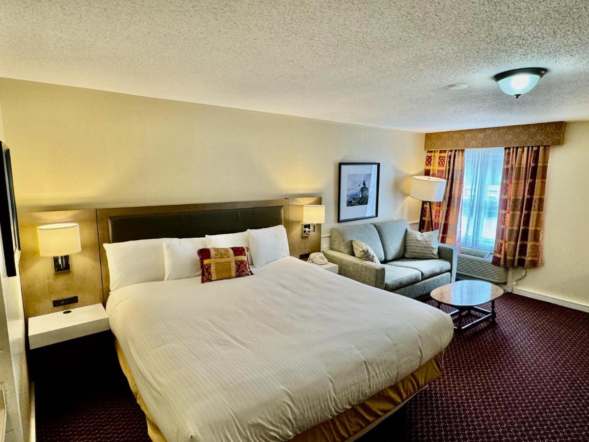 | Merrill Farm Inn
