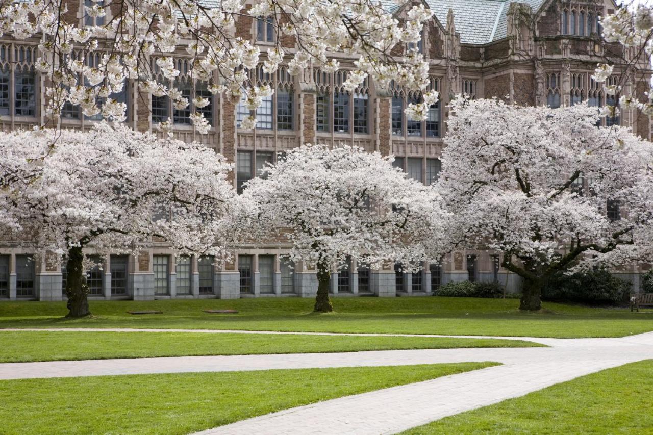 | Silver Cloud Hotel - Seattle University of Washington District