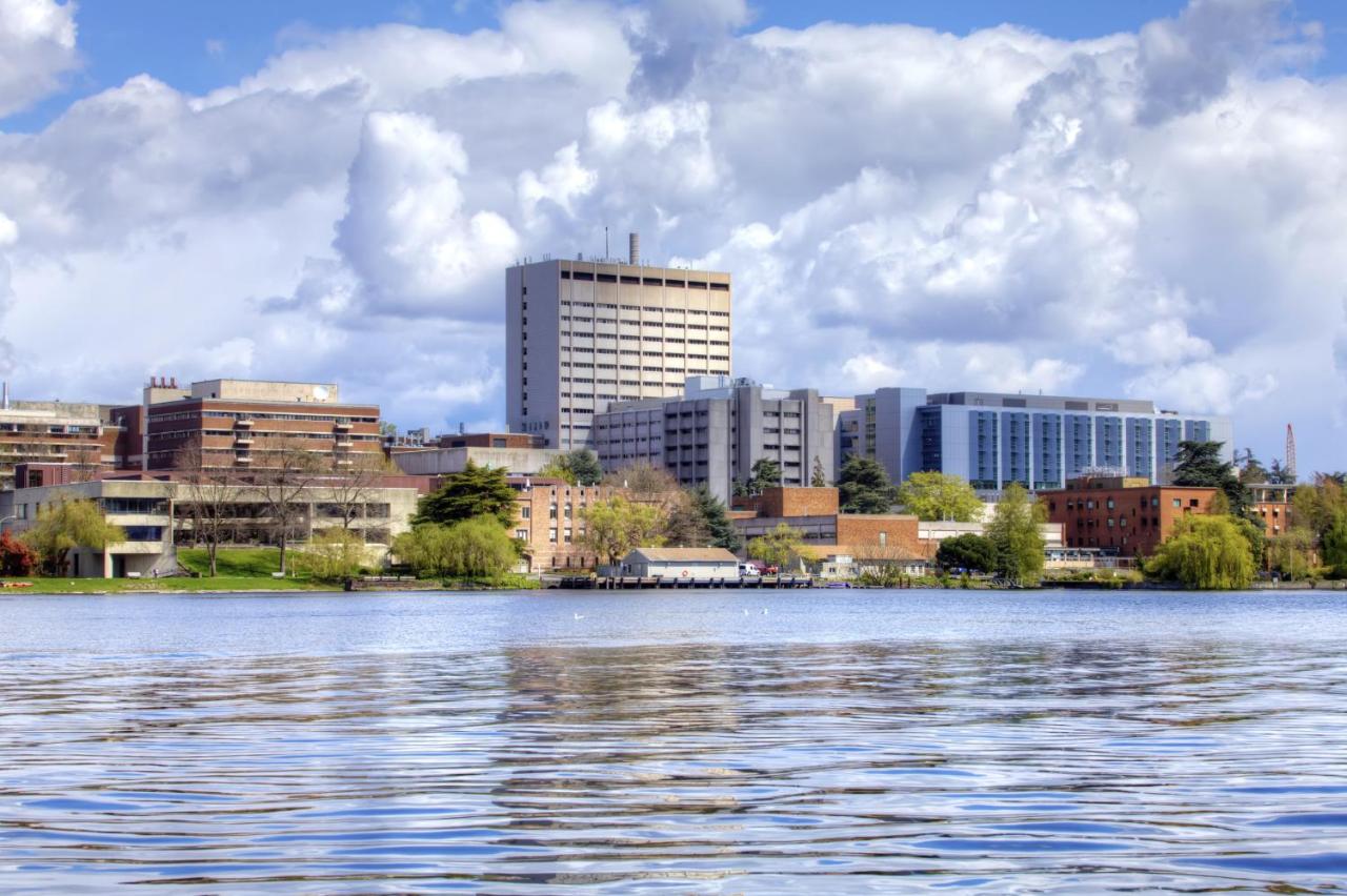 | Silver Cloud Hotel - Seattle University of Washington District