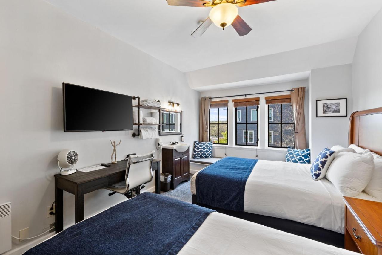 Standard Double Room - One Queen Bed & One Twin Bed, Shared Bathroom at College Inn Hotel