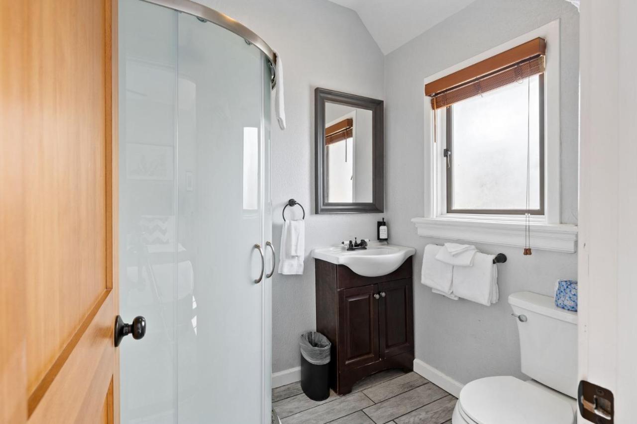 Premium Double Room - Two Queen Beds, Private Bathroom at College Inn Hotel
