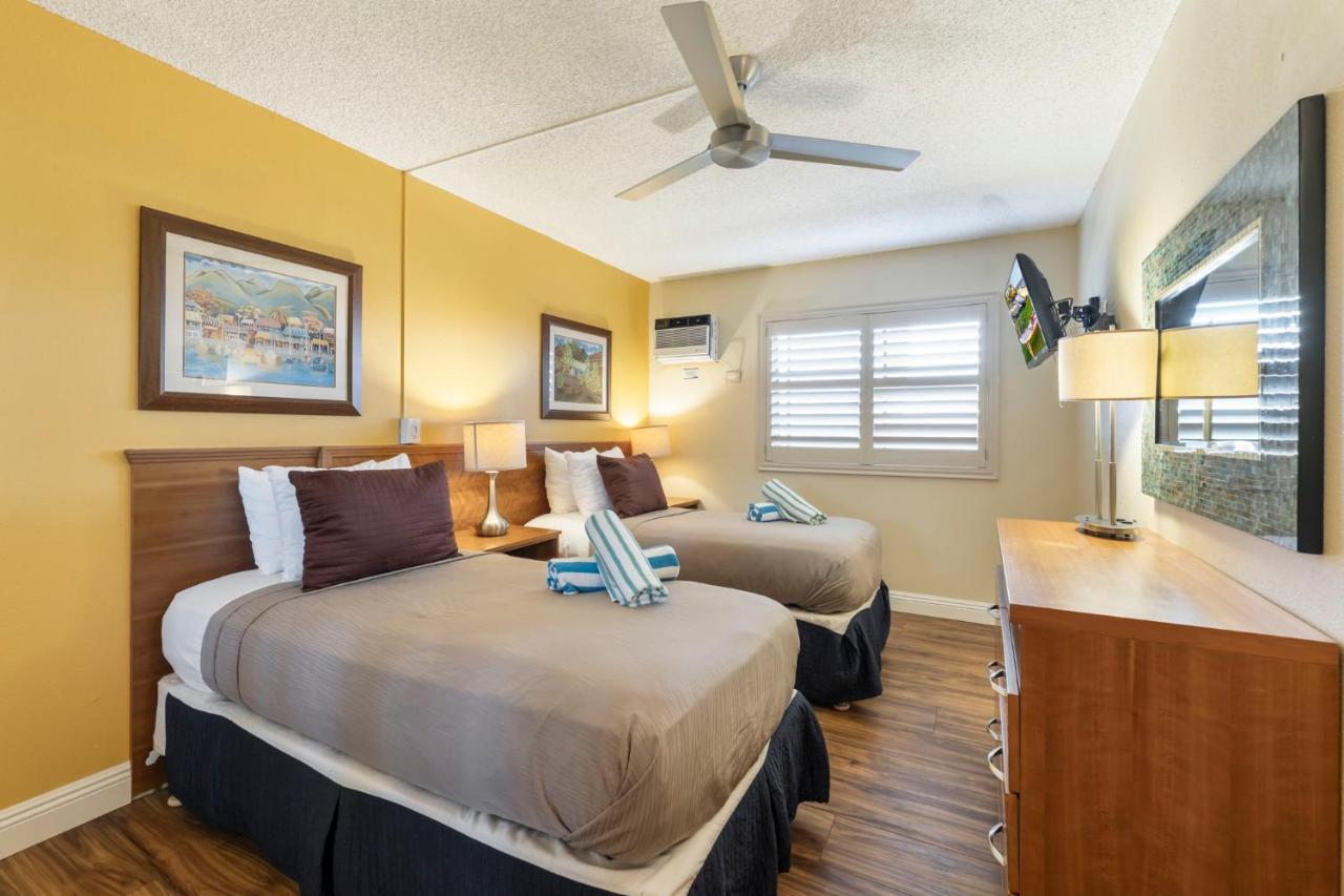 Premium Two-Bedroom Apartment with Oceanfront View at Maui Sunset