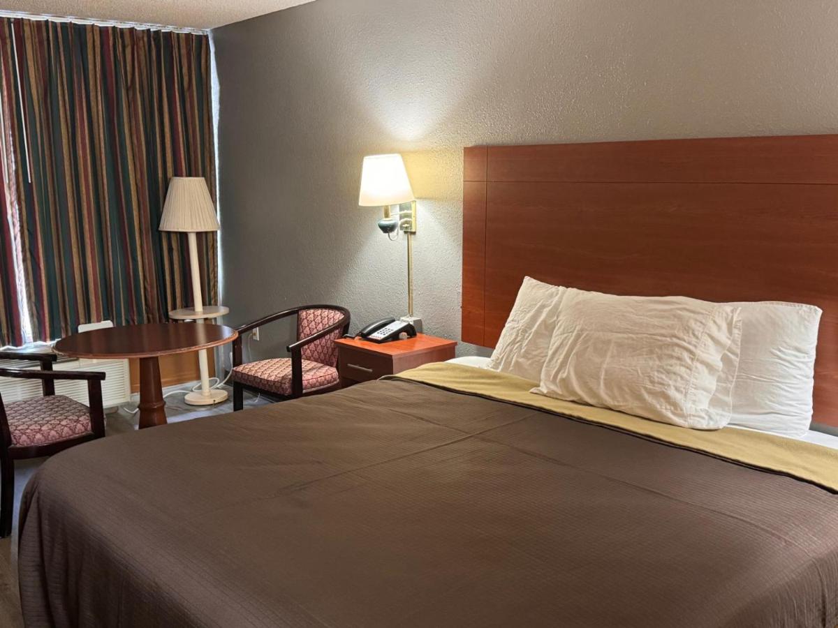 | College Inn Spartanburg