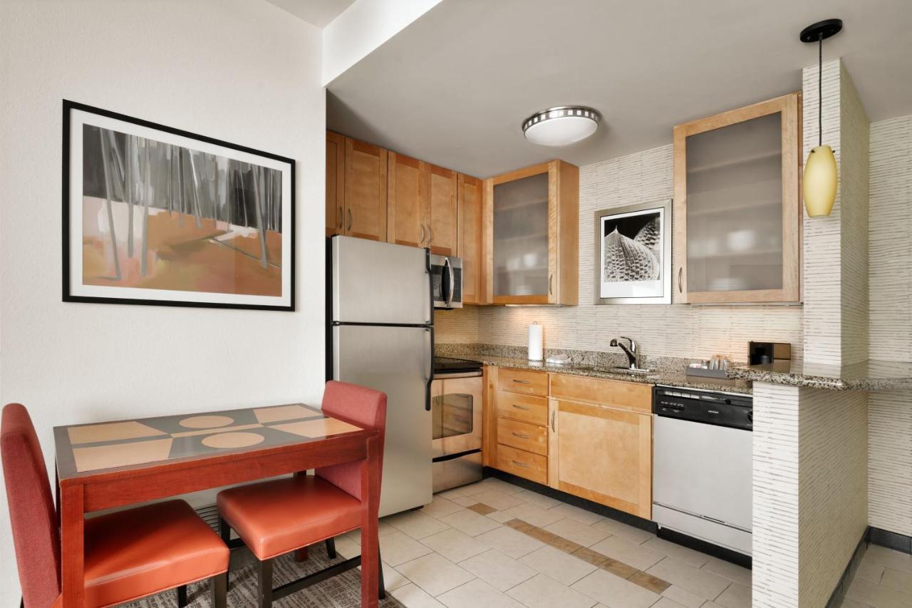 | Residence Inn Jackson