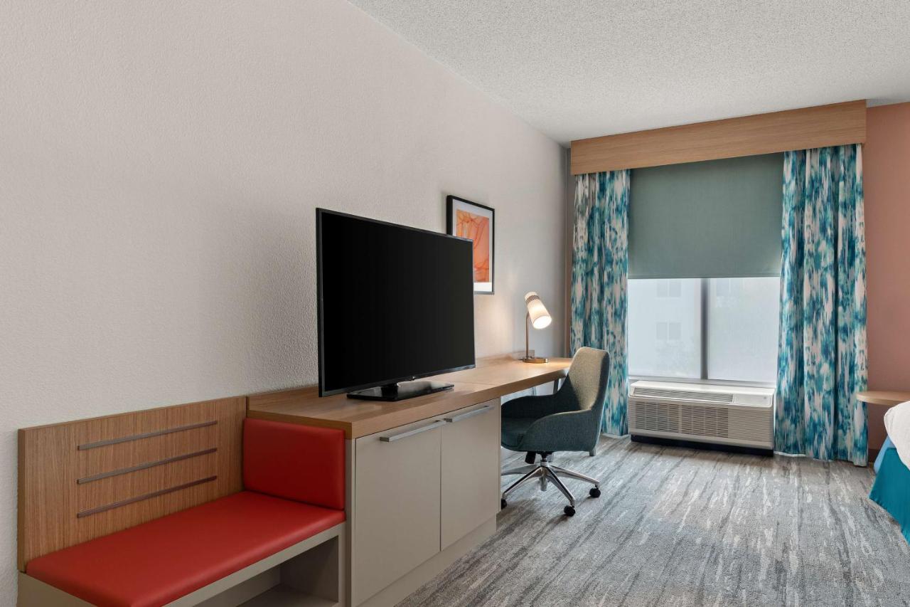 Queen Room with Two Queen Beds with Bathtub - Disability Access/Non-Smoking at Hilton Garden Inn Atlanta East/Stonecrest