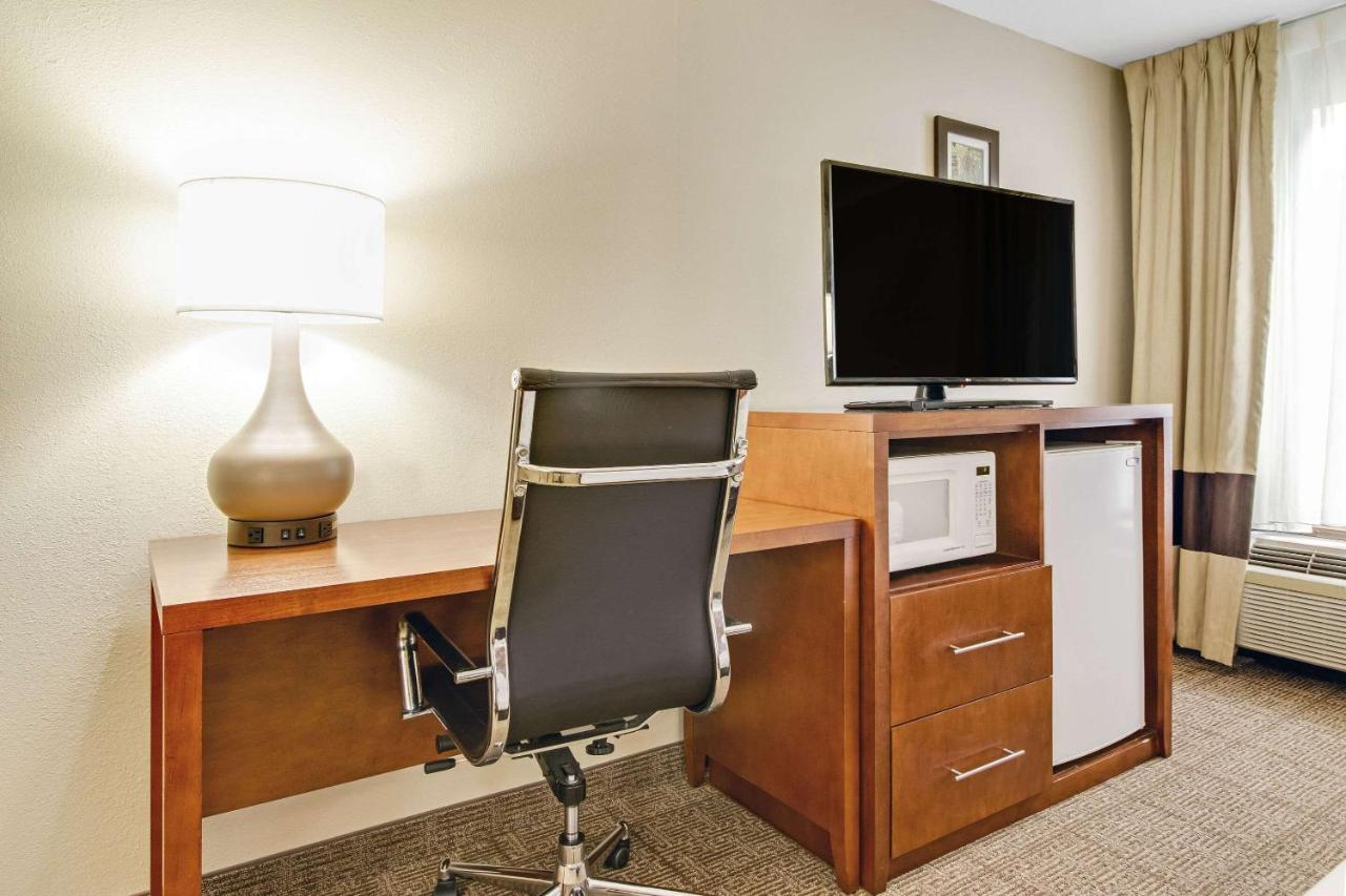 King Room - Non-Smoking at Comfort Inn Henderson - Evansville South