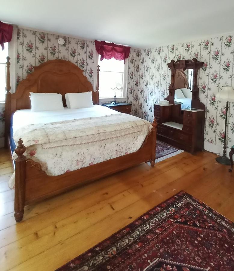 | Arlington Inn & Spa