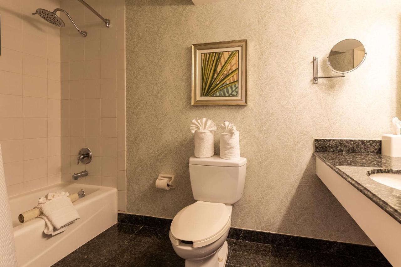 One-Bedroom Suite with Pool View at Lago Mar Beach Resort & Club