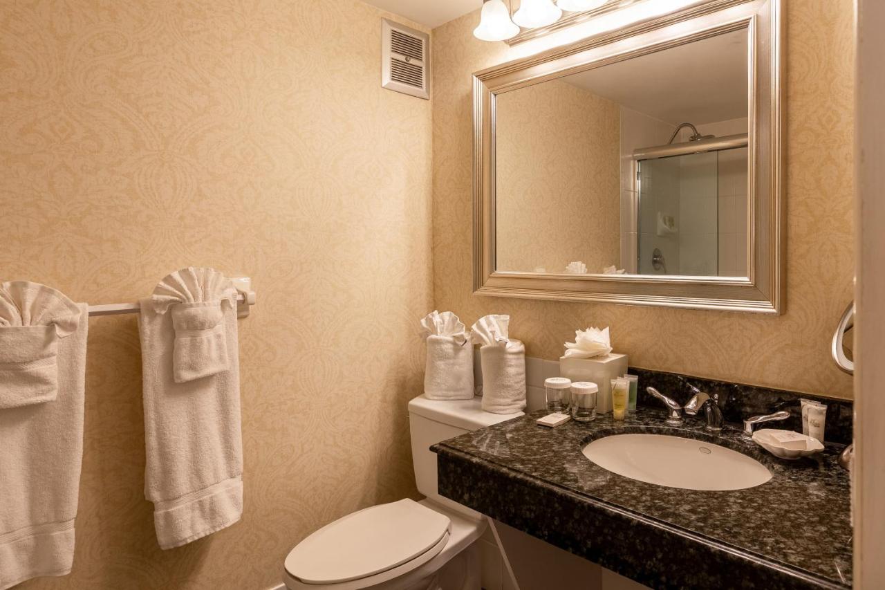 King Suite with Ocean View at Lago Mar Beach Resort & Club