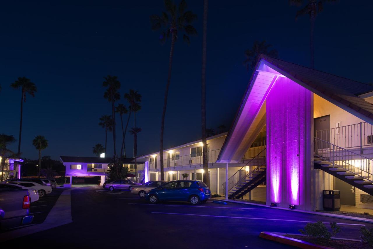  | Hotel Iris - Mission Valley-San Diego Zoo-SeaWorld