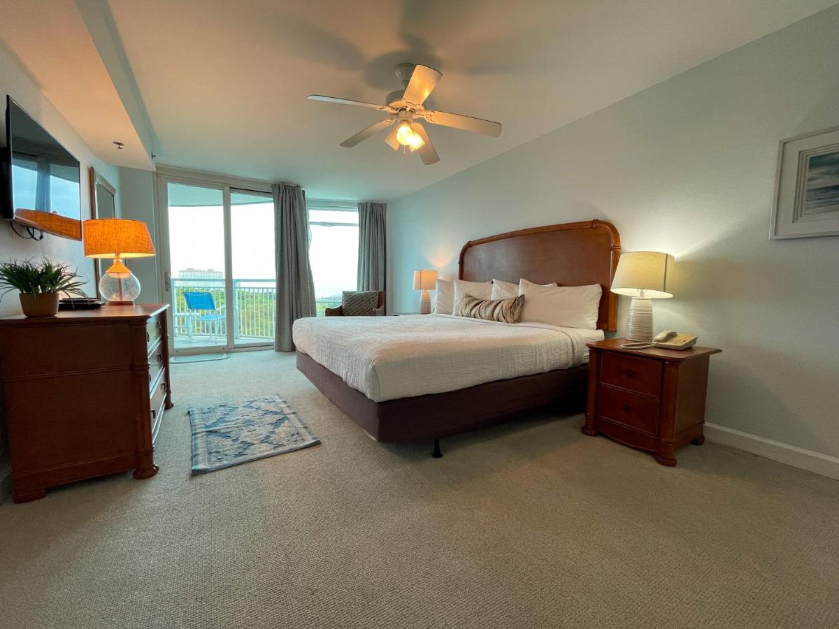 Two Bedroom Ocean View at Bluegreen Vacations Horizon at 77th an Ascend Resort