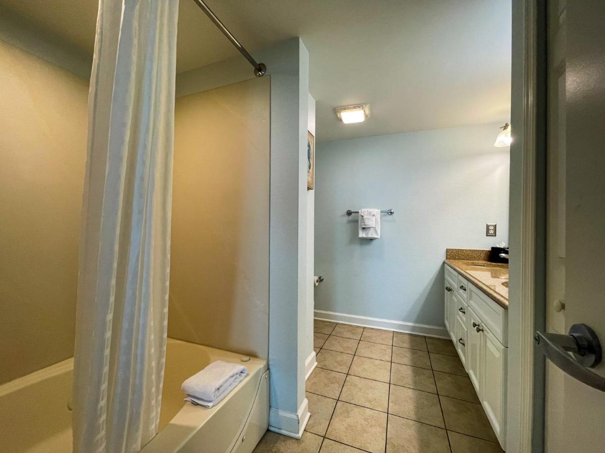 Two Bedroom Ocean View at Bluegreen Vacations Horizon at 77th an Ascend Resort