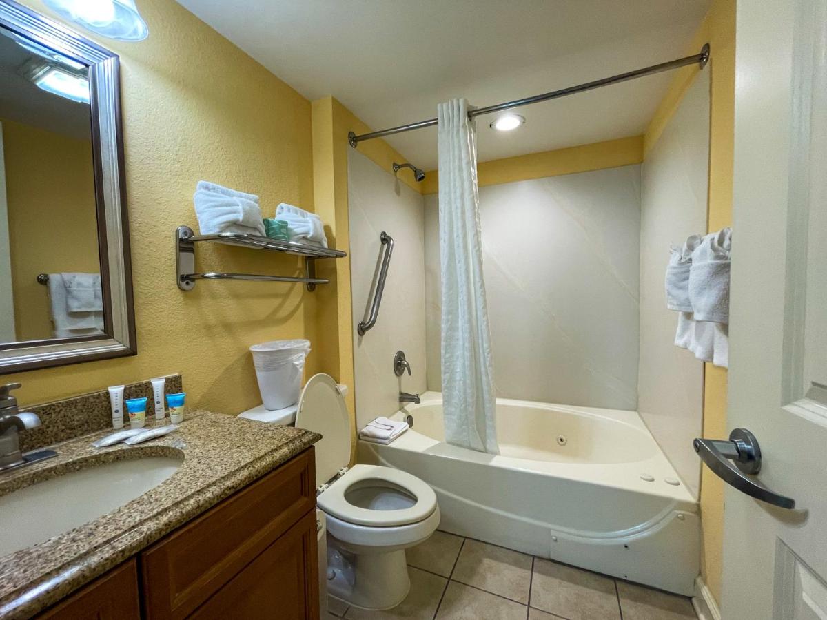 One-Bedroom Residential View at Bluegreen Vacations Horizon at 77th an Ascend Resort