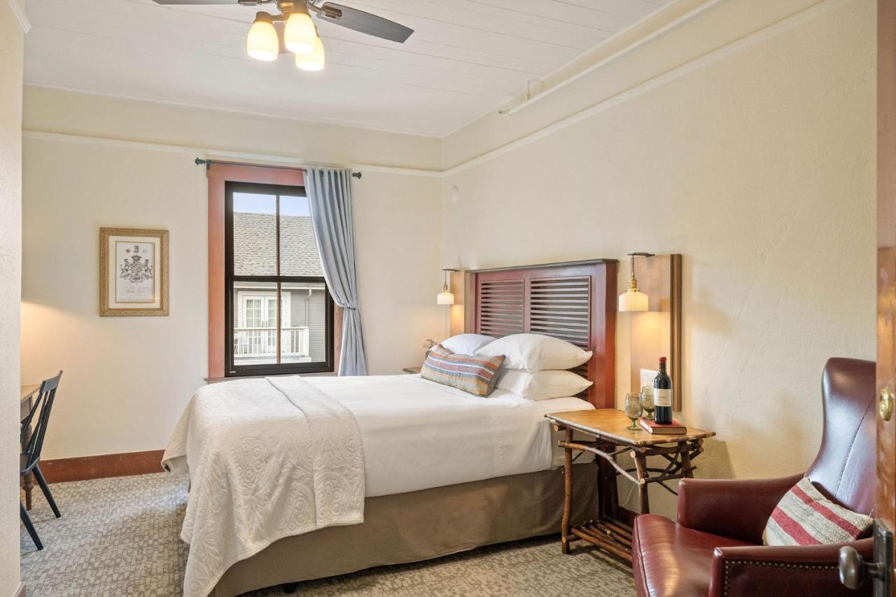  | Sonoma Hotel
