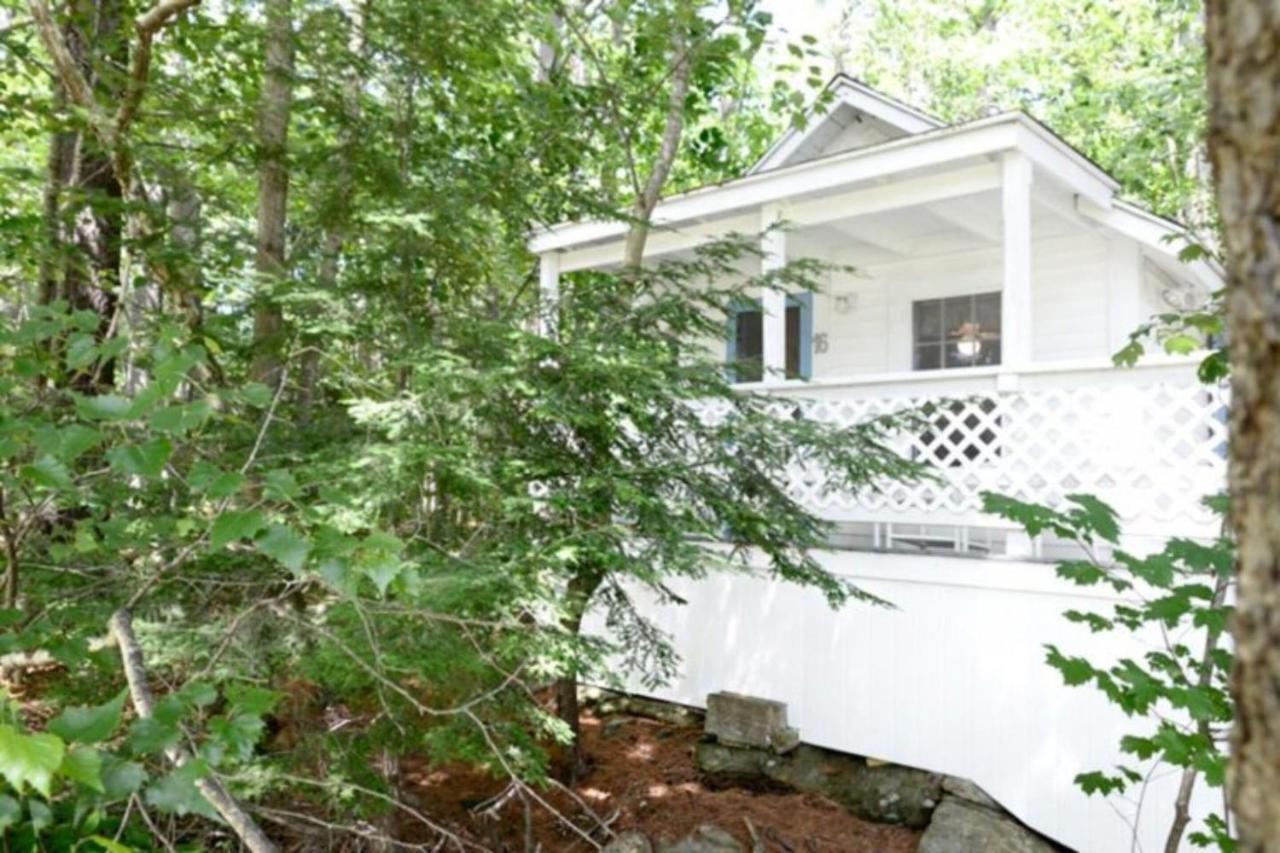 | 2 River Road Inn Cottages