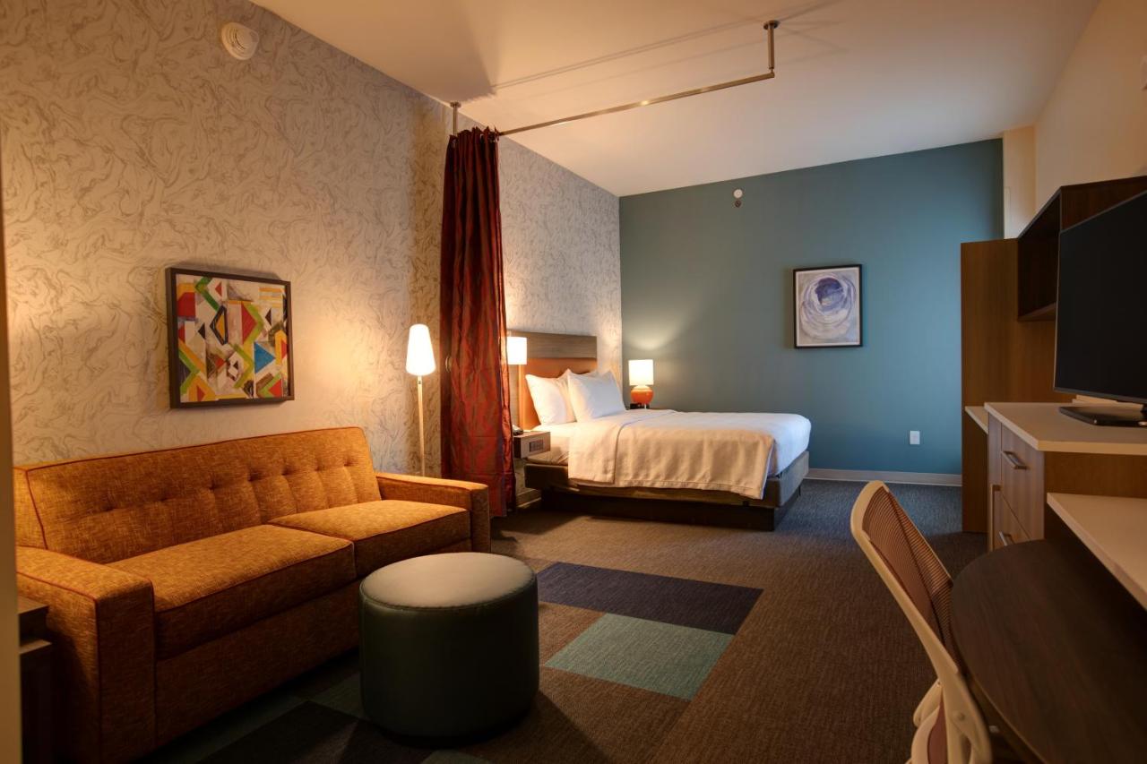 Queen Studio Suite - Mobility/Hearing Accessible - Non-Smoking at Home2 Suites By Hilton Charlotte Uptown