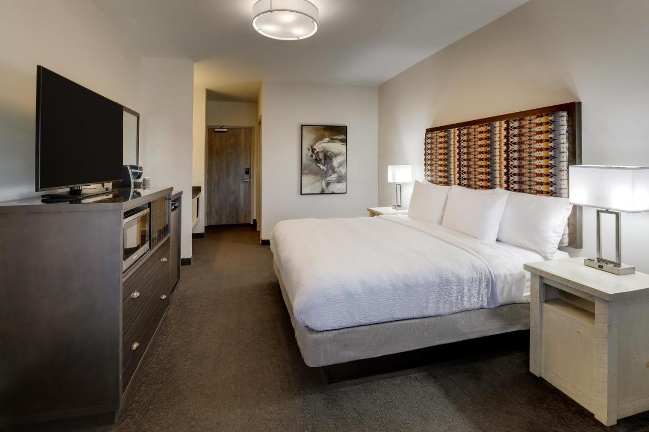 Deluxe King Room at Stoney Creek Hotel Tulsa - Broken Arrow