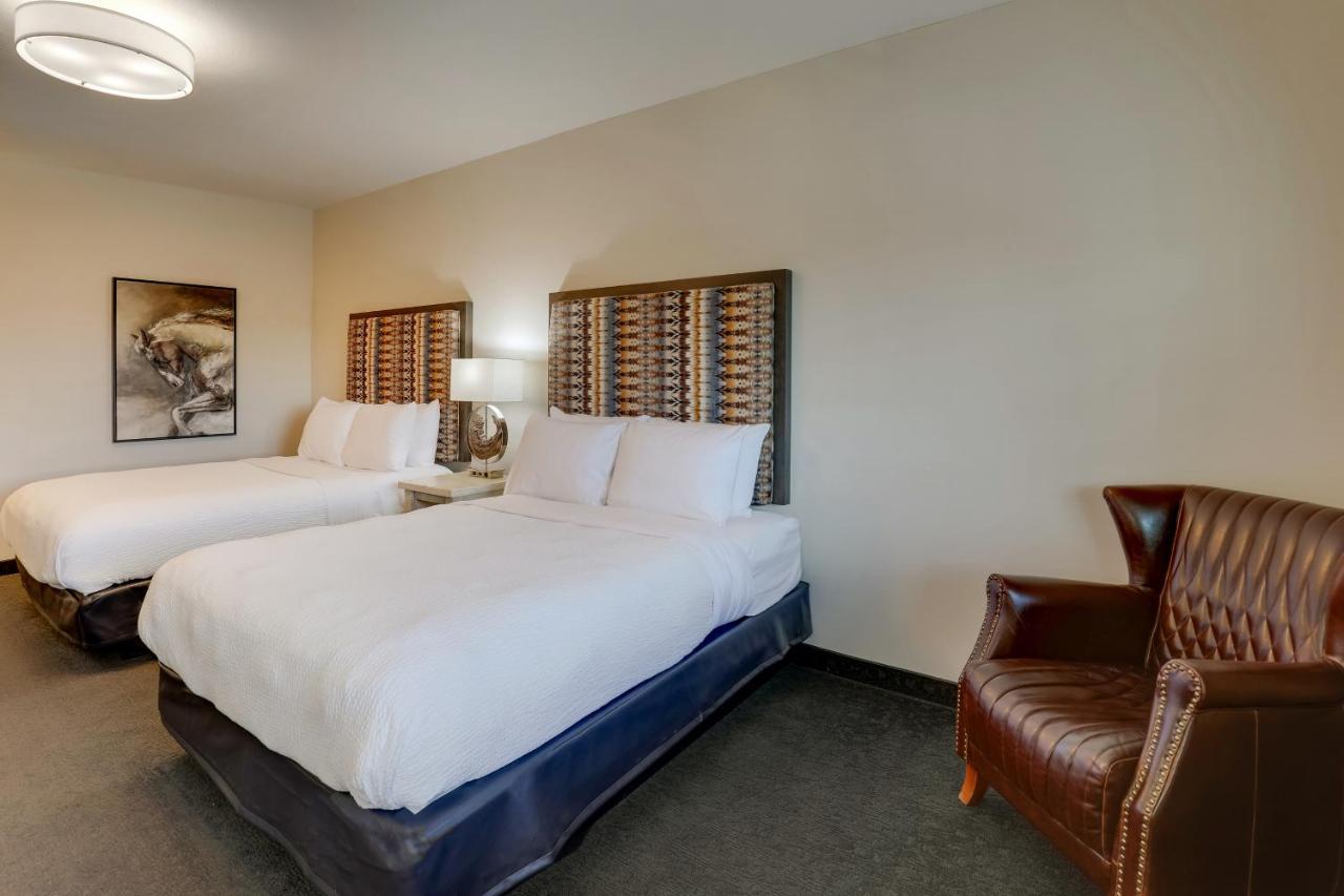 Deluxe Double Room at Stoney Creek Hotel Tulsa - Broken Arrow