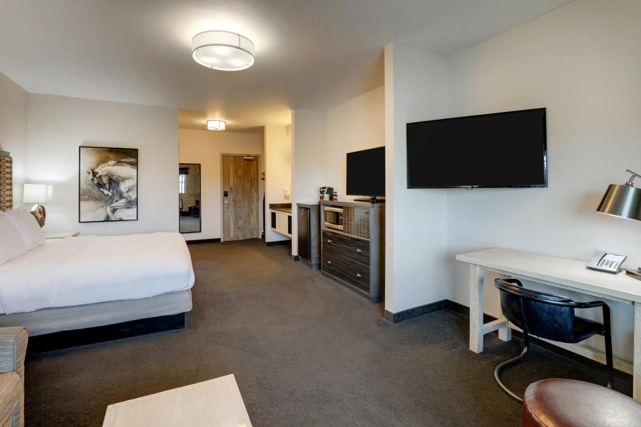 King Studio with Sofa Bed at Stoney Creek Hotel Tulsa - Broken Arrow