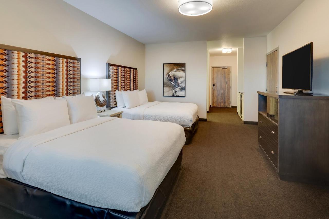Superior Queen Room at Stoney Creek Hotel Tulsa - Broken Arrow