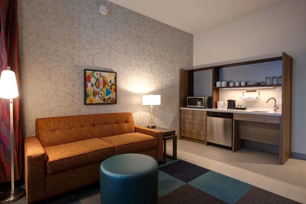 King Suite - Hearing Accessible/Non-Smoking at Home2 Suites By Hilton Charlotte Uptown