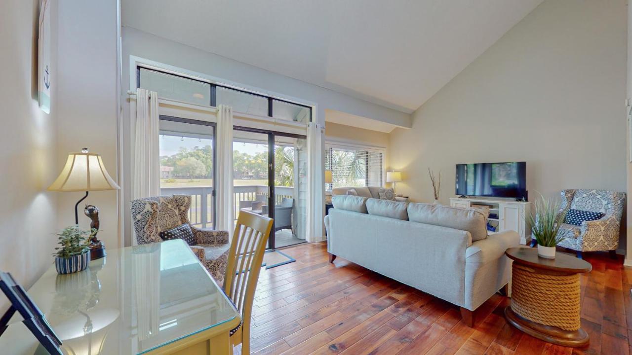 | 284 Turnberry Village