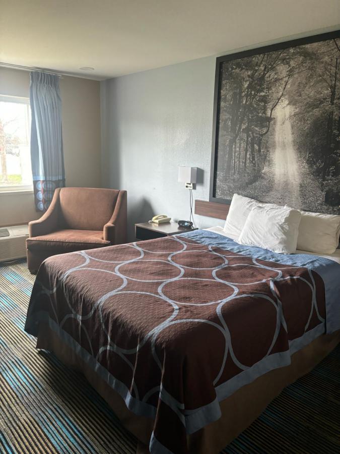  | Super 8 by Wyndham Escanaba