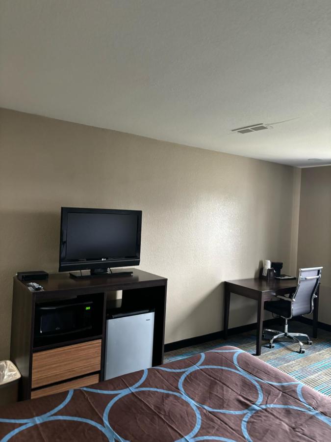  | Super 8 by Wyndham Escanaba