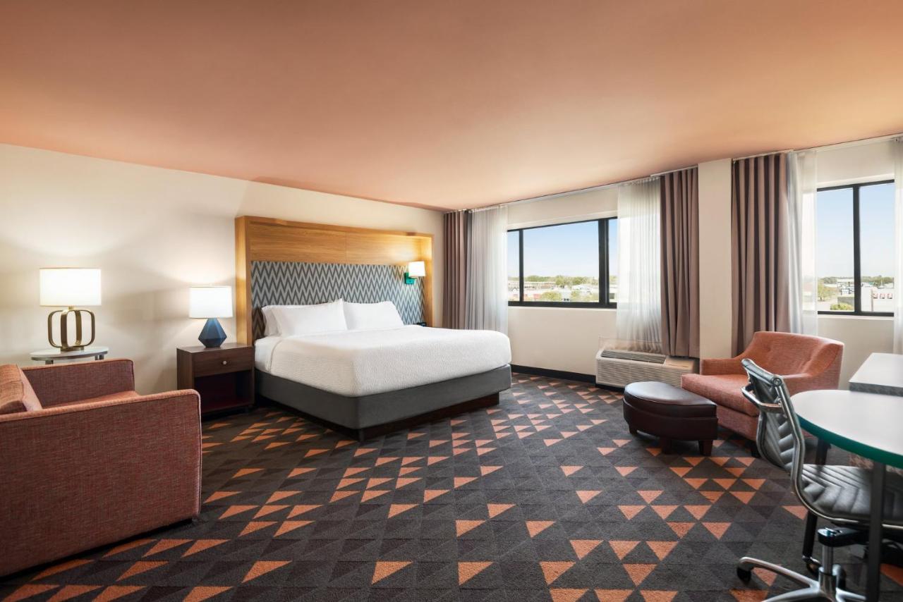 | Holiday Inn Mobile West I-10, an IHG Hotel