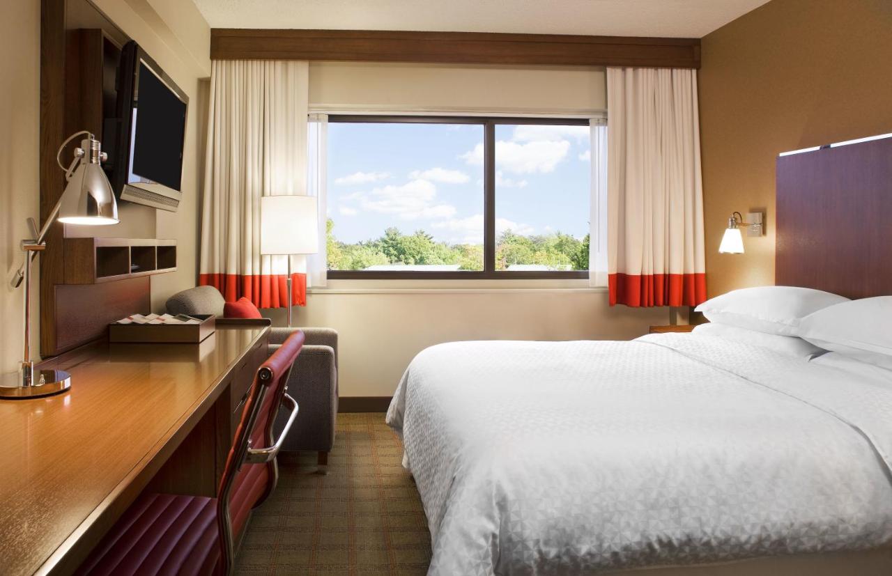  | Four Points by Sheraton Newburgh Stewart Airport