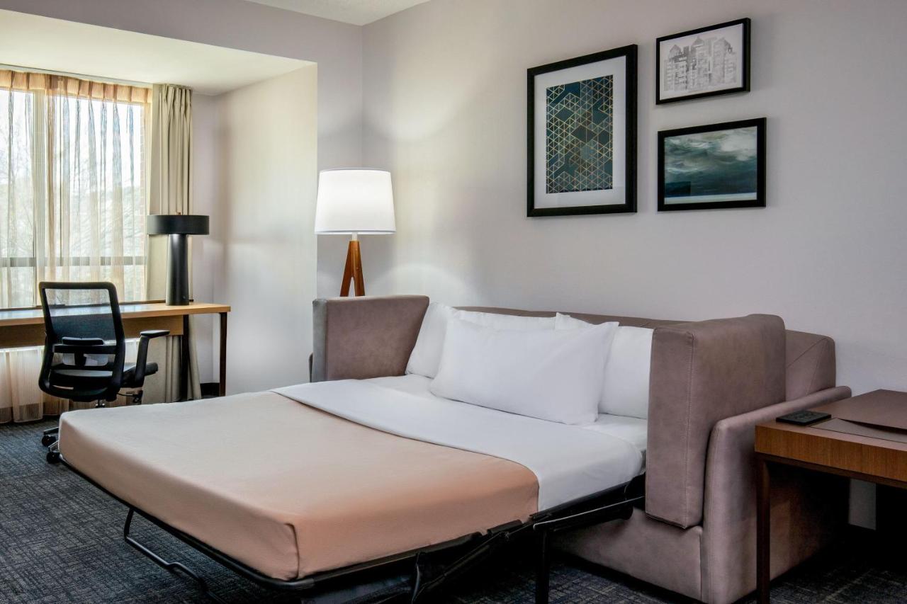 King Studio with Sofa Bed at Residence Inn by Marriott Birmingham Downtown at UAB
