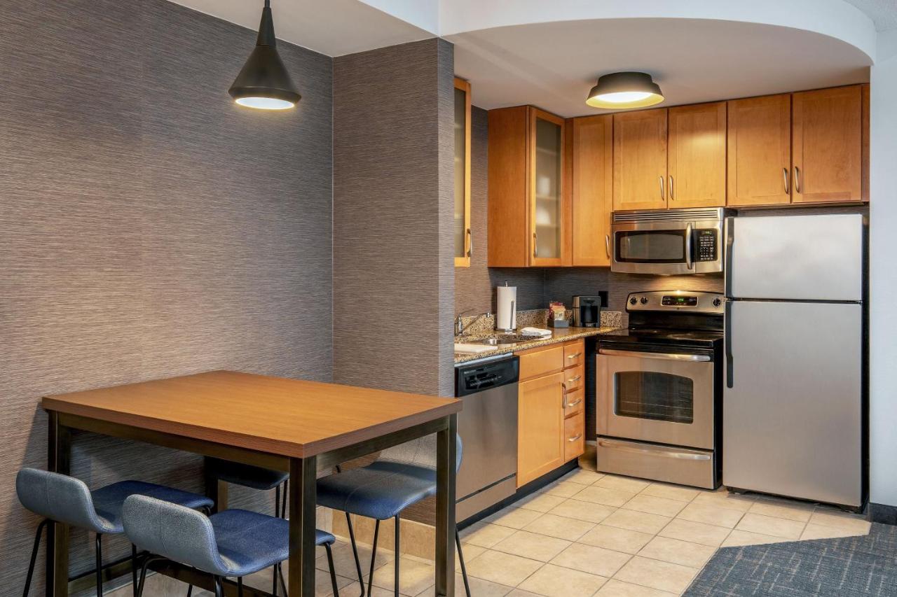 King Studio with Sofa Bed at Residence Inn by Marriott Birmingham Downtown at UAB